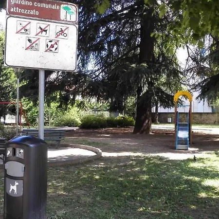Mira Varese