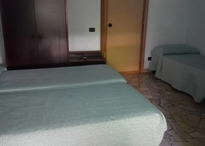 Mira 酒店 瓦雷泽